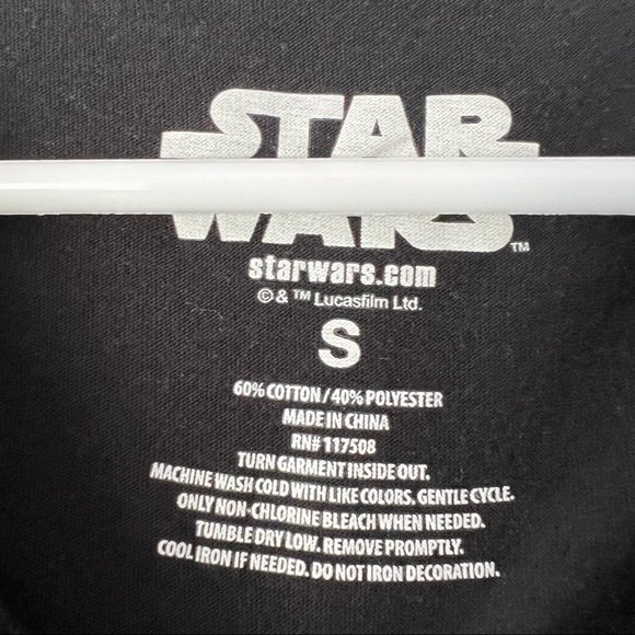 🪴 Star Wars Luke Skywalker Darth Vader Black Graphic Tee Small - Picture 7 of 7